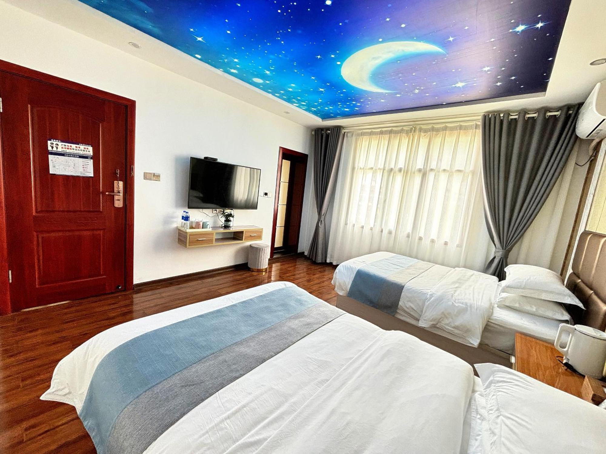 Yijingju Humanistic Inn Zhangjiajie Exterior photo